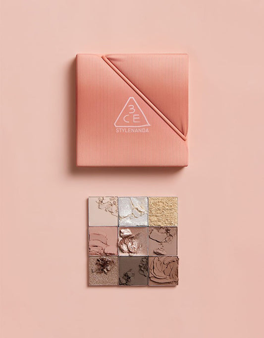 3CE MULTI EYE COLOR PALETTE THE TEXTILE ( BUTTER MOUSSE)