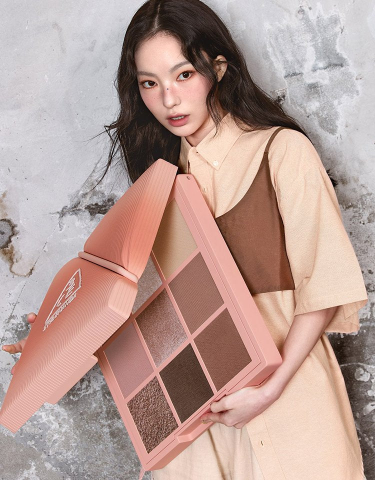 3CE MULTI EYE COLOR PALETTE THE TEXTILE ( BUTTER MOUSSE)